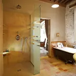 Le Clos Sainte-marguerite 4* Beaune (Cote d'Or)