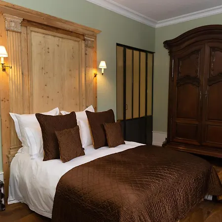 Couette-café Chez Les Fatien 3*