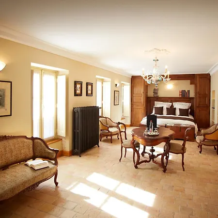 Le Clos Sainte-marguerite بون