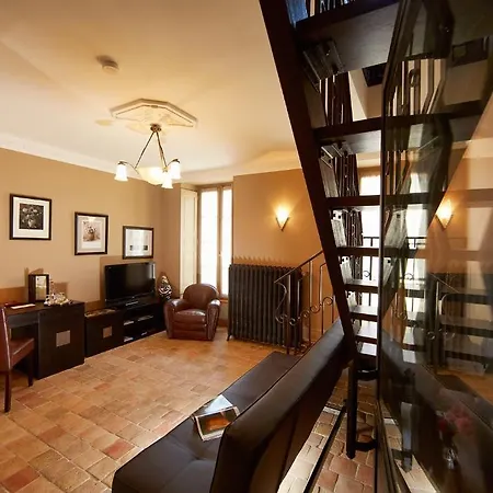 Nocleg ze śniadaniem Le Clos Sainte-marguerite 4*
