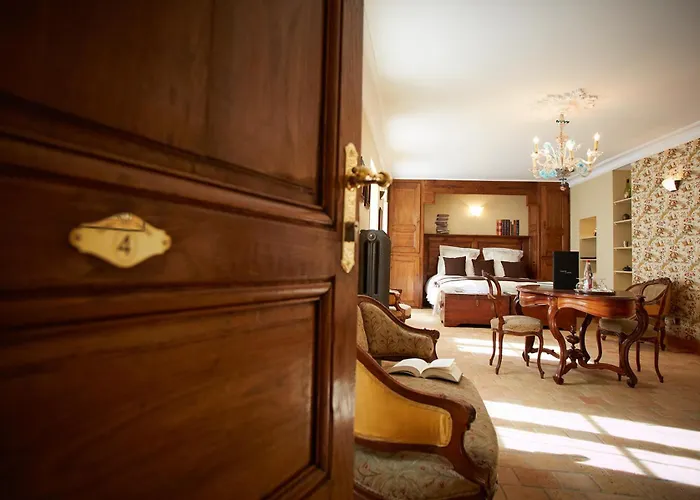 Le Clos Sainte-marguerite Beaune (Cote d'Or)