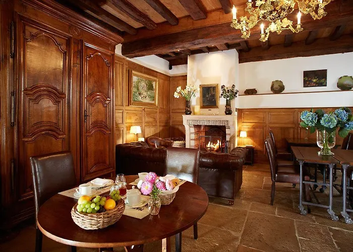 Le Clos Sainte-marguerite 4* 본느