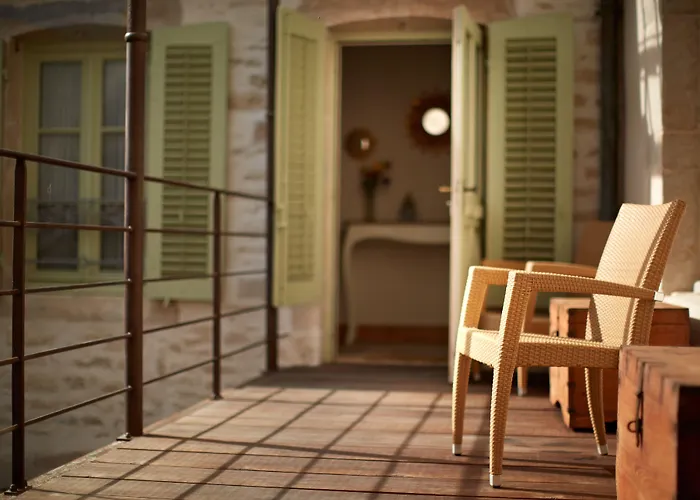 Le Clos Sainte-marguerite 4* 본느